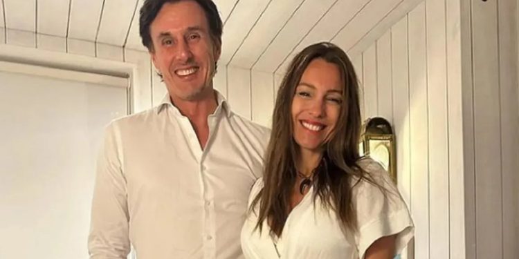 Pampita llega a Chile confirmando su quiebre con García Moritán