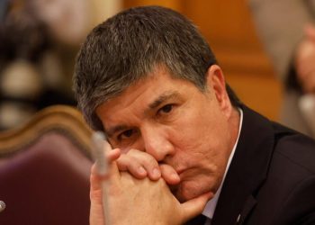 Comisión apunta a Boric por polémico manejo del caso Monsalve