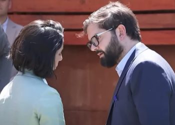 La Moneda le baja el perfil a impasse de Boric con su jefa de prensa