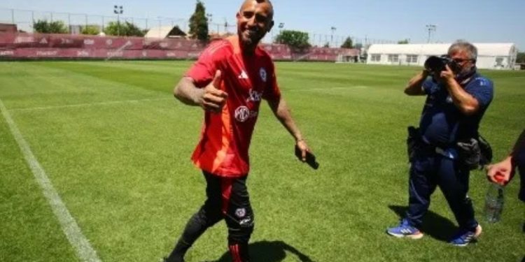 Así fue el reencuentro entre Vidal y Gareca en La Roja