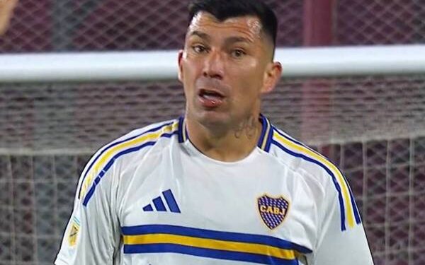 En Argentina destrozan al Gary Medel por su presente en Boca