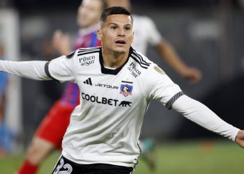 Colo Colo tiene reemplazante en caso de partida de Cepeda