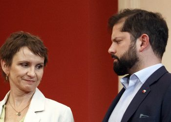 Tohá renuncia al Ministerio del Interior y se lanza hacia la carrera presidencial