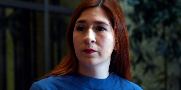 Líos dentro del FA: piden sacar a Catalina Pérez de comisiones