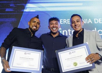 El sueño de Arturo Vidal ahora que se tituló de DT
