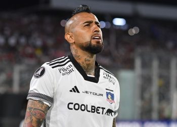Vidal explota y para el carro a rumores sobre quiebre en Colo Colo