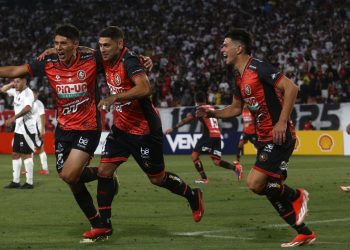 LIMACHE SOBRE COLO-COLO
