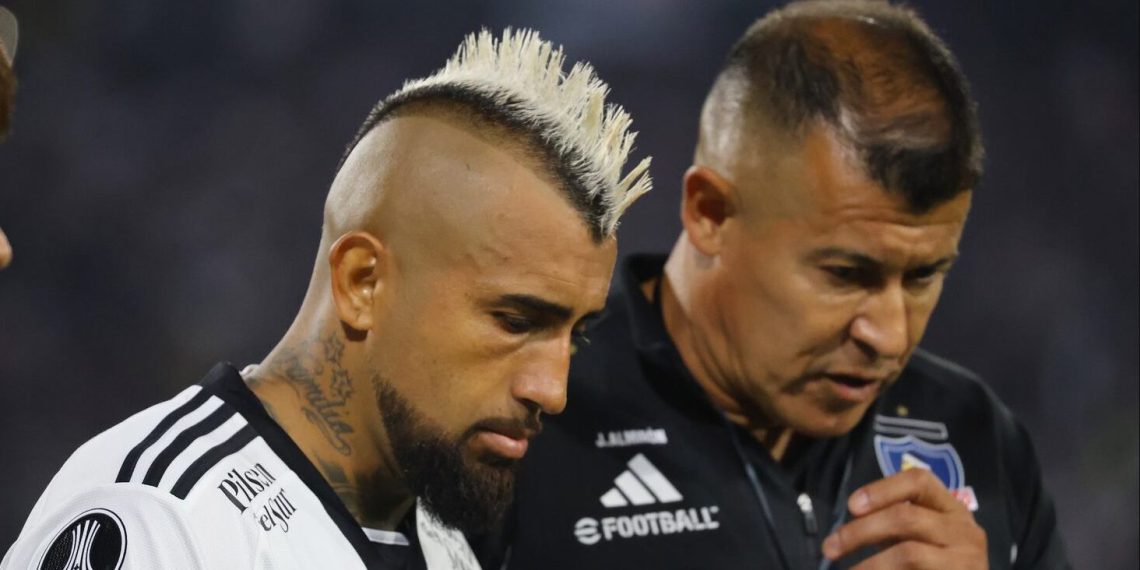 Los furiosos descargos de Almirón y Vidal por suspensión de la Supercopa