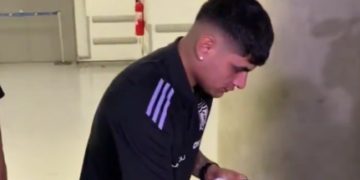 Así fue la llegada a Chile del flamante refuerzo de Colo Colo