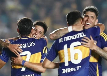 Hará dupla con Palacios: Boca oficializa otro chileno como refuerzo