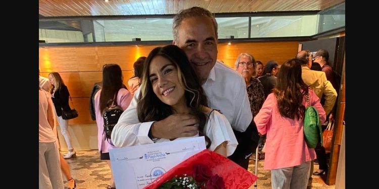 Desesperada búsqueda del senador Espinoza de su hija desaparecida hace 8 días