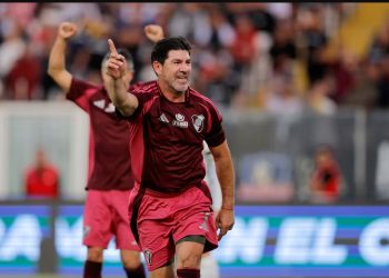 Captan a Marcelo Salas de vacaciones con su nueva pareja