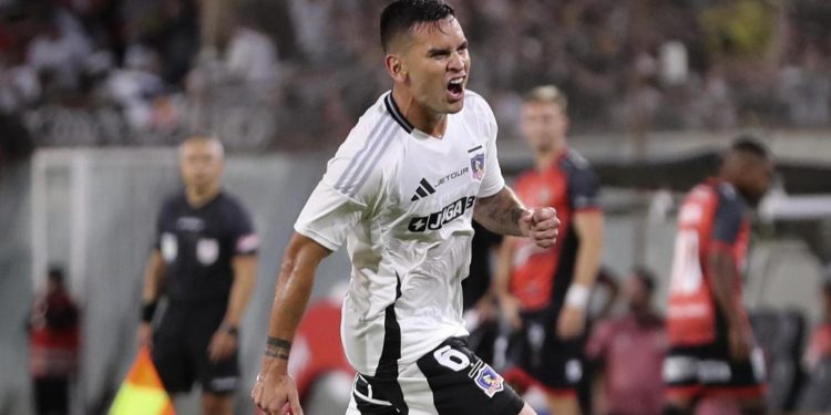 El golazo en el debut soñado de Sebastián Vega con Colo Colo