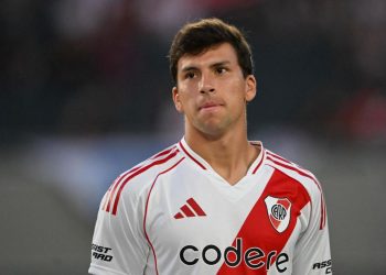 Hinchas de River Plate perdieron la paciencia con Gonzalo Tapia