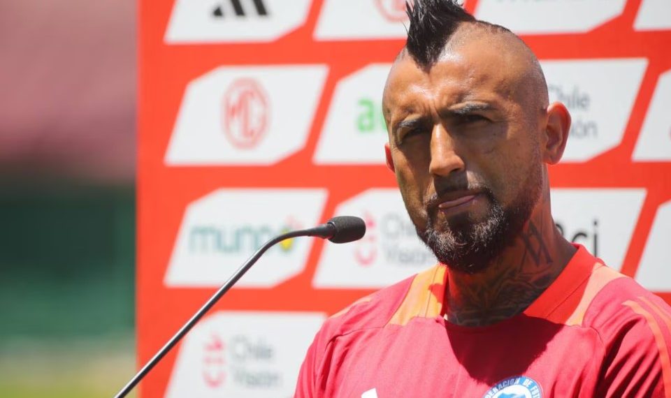 La "tocada de oreja" que provocó dura respuesta de Arturo Vidal