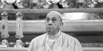 Candidatos a La Moneda destacan legado del Papa Francisco