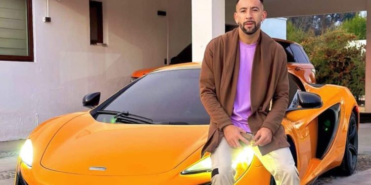Mauricio Isla presentó a su nueva pareja en redes sociales