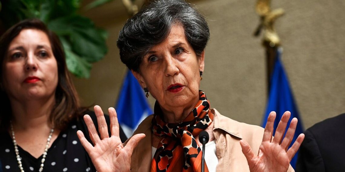 Los coletazos de la destitución de la senadora Allende por fallida venta de casa familiar