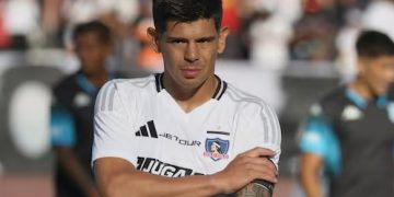 Esteban Pavez le dejó feroz recado a Johnny Herrera
