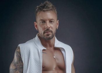 Tiktoker que filtró infidelidad de Fabricio con modelo trans denuncia que recibió demanda en su contra