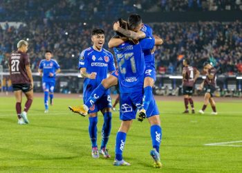 Revelan que la "U" ya contactó a goleador para reforzarse para octavos en Copa Libertadores