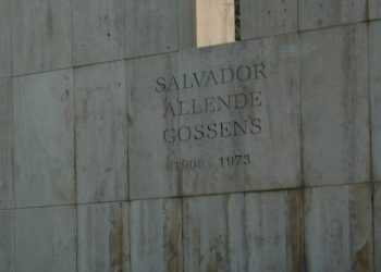 Las reacciones en el mundo político a profanación de tumba de Salvador Allende