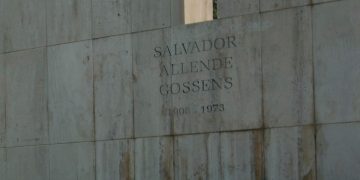 Las reacciones en el mundo político a profanación de tumba de Salvador Allende