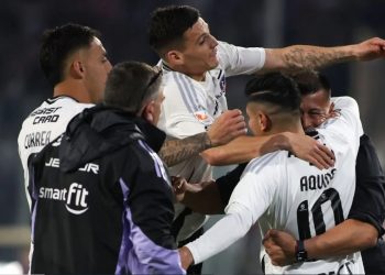 Barticciotto arremete contra jugadores por gesto con Almirón