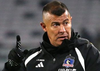 La millonaria oferta para que Jorge Almirón abandone a Colo Colo: La habría rechazado