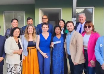 El increíble caso de concejala que presentó decena de licencias con firma de doctor muerto