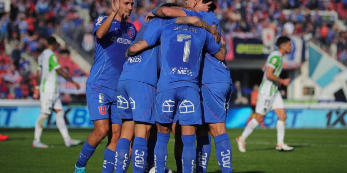 Viralizan curioso festejo de la "U" con el “dedo de Jara”