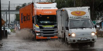 ¡Al fin!: Pronostican lluvias para la Región Metropolitana y zona central del país para esta semana