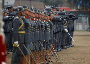 Ministra Delpiano impone plazo a las FF.AA. para tomar medidas por viajes al extranjero con licencias médicas