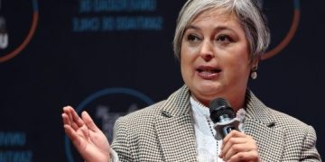Jara responde a ataque de Kaiser