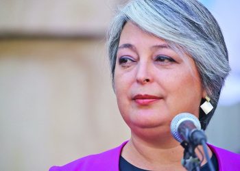 Las repercusiones a revelación que Jara suspenderá militancia PC