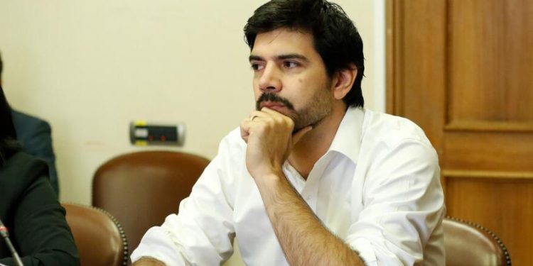 El millonario negocio familiar de Lavín Jr con recursos públicos
