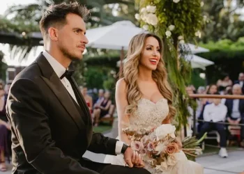 Revelan millonaria pensión que da Arturo Vidal a Marité Matus