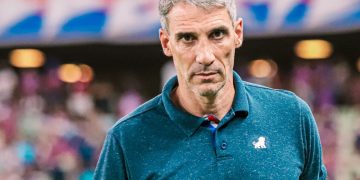 El técnico cesante que se pelean la Selección y Colo Colo