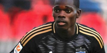 Vieja gloria alba alucinó con joven promesa y pidió más minutos en cancha