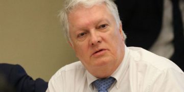 ¿Traición? Importante parlamentario RN se desmarcó  de Matthei y anunció voto por Kast