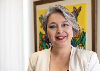 Jara se reincorporó a la campaña tras desaparecer en Fiestas Patrias mientras el PC guarda distancia