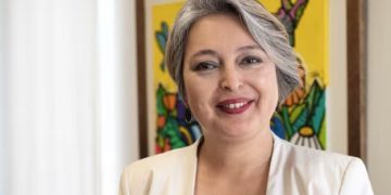 Jara se reincorporó a la campaña tras desaparecer en Fiestas Patrias mientras el PC guarda distancia
