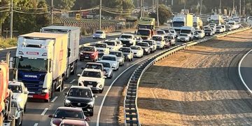 Vuelve el «peaje a luca»: Revisa los horarios y tarifas por congestión en Fiestas Patrias