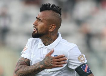 Colo Colo se prepara para enfrentar a Iquique con un posible cambio táctico de Arturo Vidal