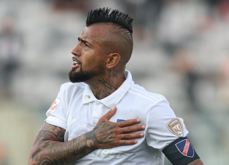 Colo Colo se prepara para enfrentar a Iquique con un posible cambio táctico de Arturo Vidal