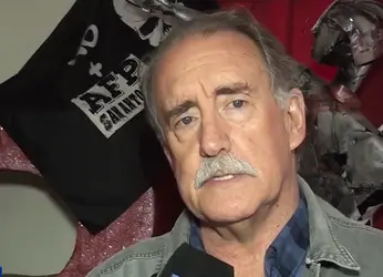 Eduardo Artés exige “cuenta de luz a costo cero” tras polémico error en tarifas