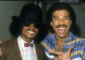 El feroz pelambre de Lionel Richie a Michael Jackson a décadas de su colaboración