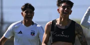 Juvenil sorprende con golazo de mitad de cancha y Ortiz lo cita para amistosos de Colo Colo
