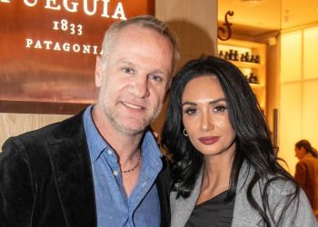 (FOTOS) Pamela Díaz y Felipe Kast lucen muy enamorados en matrimonio familiar