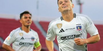 Terremoto en Colo Colo: Blanco y Negro planea vender a tres piezas claves para relanzar su plantilla en 2026